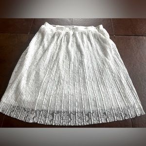 Maurices Skirt (Size Large)